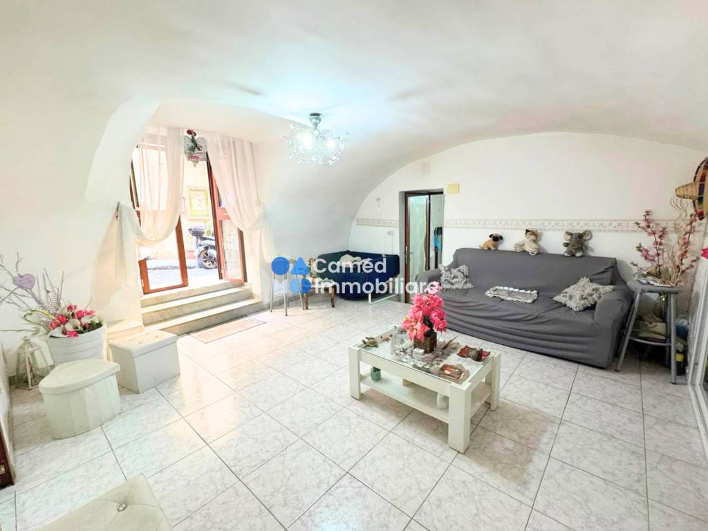 appartamento in vendita a Napoli