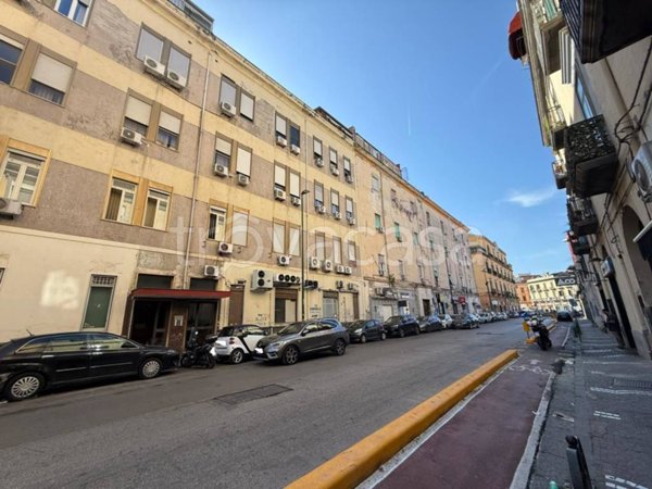 ufficio in vendita a Napoli in zona San Giovanni a Teduccio