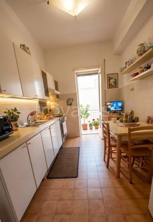 appartamento in vendita a Napoli in zona Capodimonte / Colli Aminei