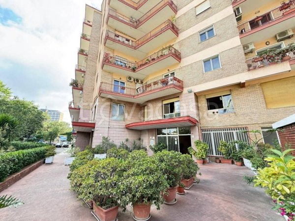 appartamento in vendita a Napoli in zona Fuorigrotta