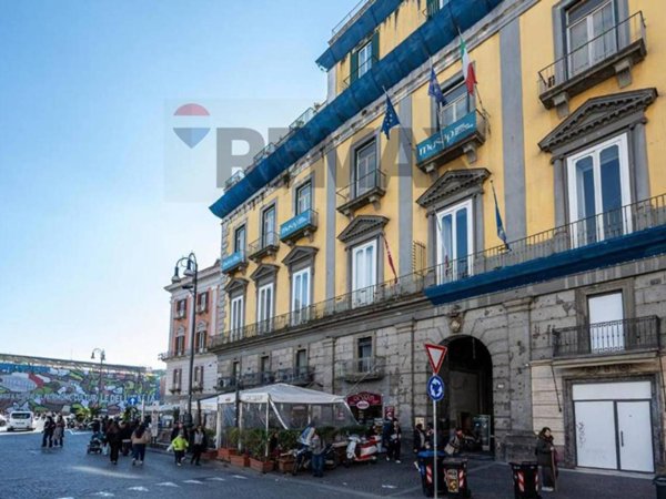 appartamento in vendita a Napoli in zona San Ferdinando