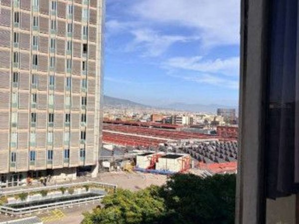 appartamento in vendita a Napoli in zona Vicaria