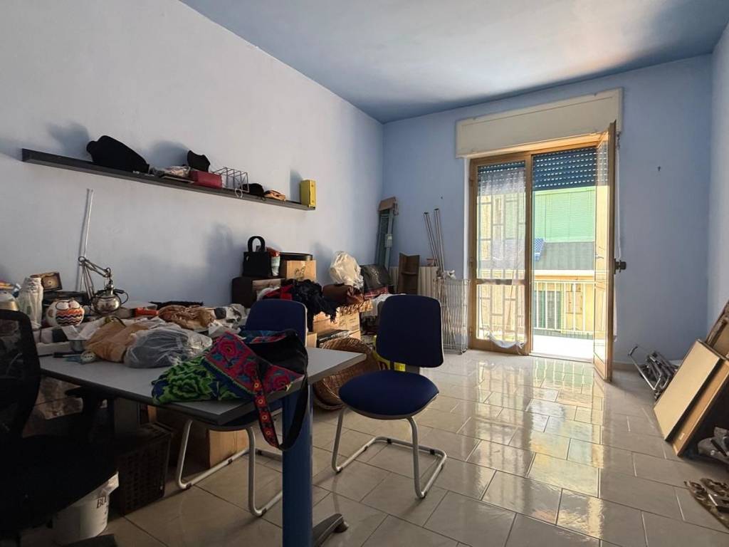 appartamento in vendita a Napoli in zona Bagnoli