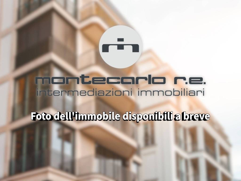 appartamento in vendita a Napoli in zona Posillipo