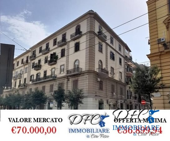 appartamento in vendita a Napoli in zona Pendino / San Giuseppe