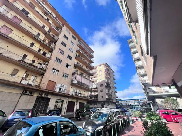 appartamento in vendita a Napoli in zona Capodimonte / Colli Aminei