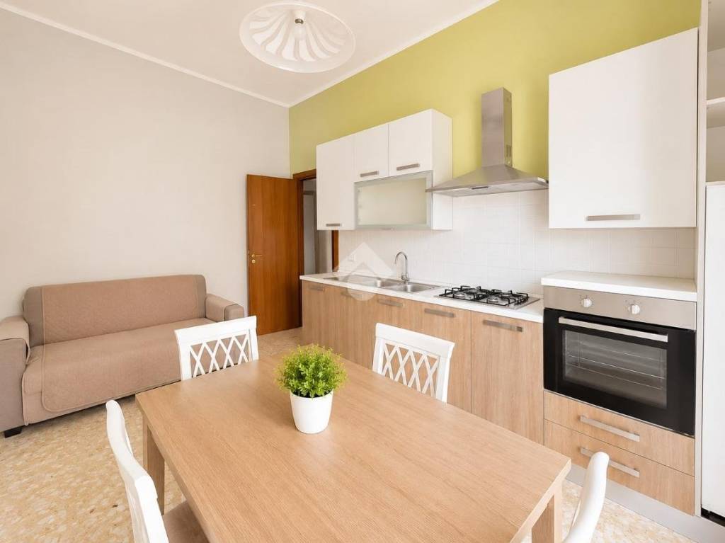 appartamento in vendita a Napoli in zona Pendino / San Giuseppe