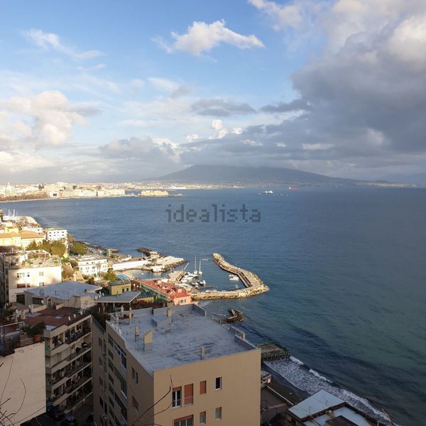 appartamento in vendita a Napoli in zona Posillipo