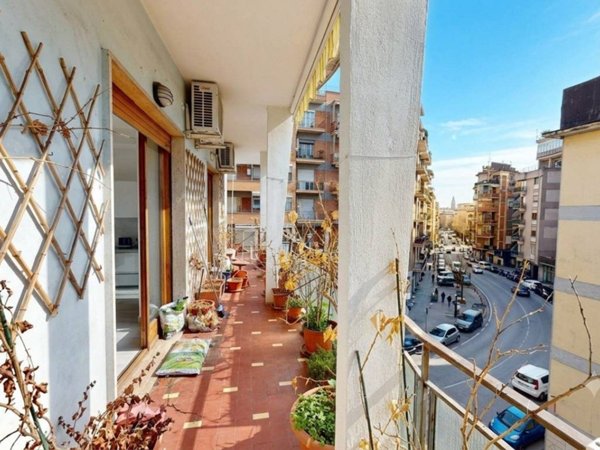appartamento in vendita a Napoli in zona Arenella