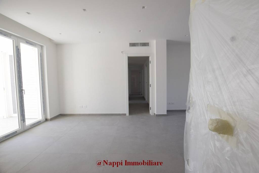 appartamento in vendita a Napoli in zona Secondigliano