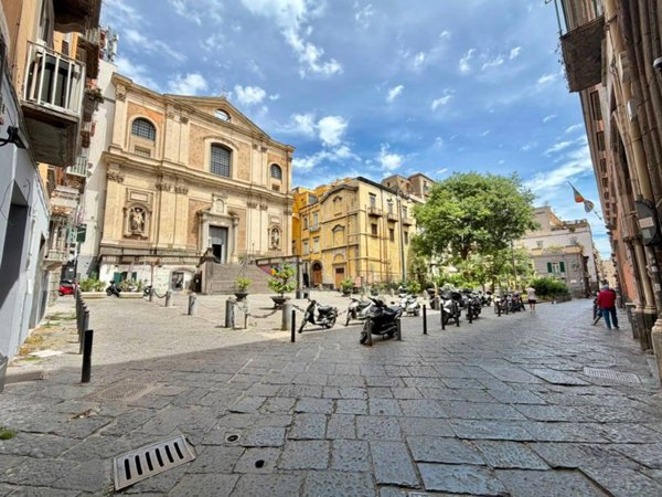 appartamento in vendita a Napoli