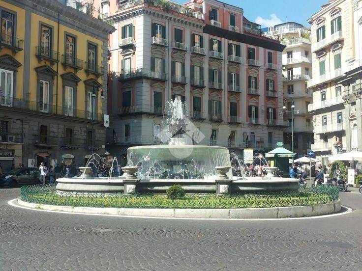 appartamento in vendita a Napoli in zona San Ferdinando