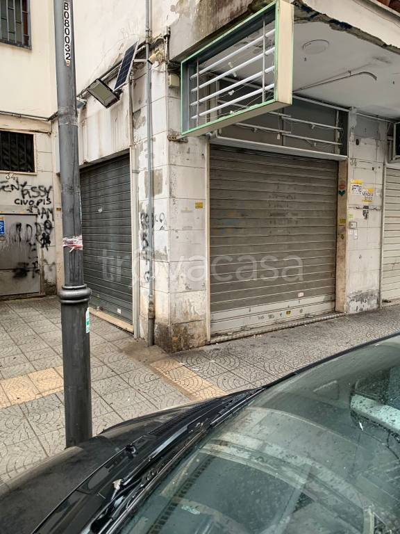 negozio in vendita a Napoli