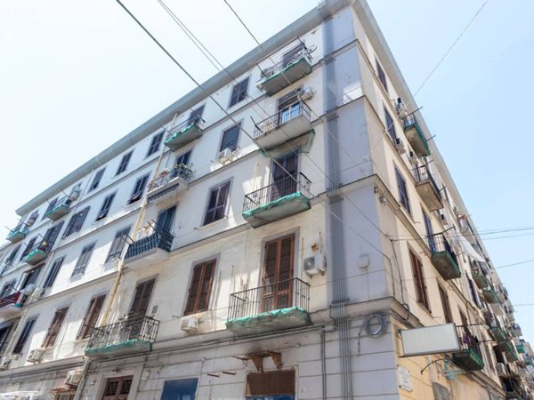 appartamento in vendita a Napoli in zona Pendino / San Giuseppe
