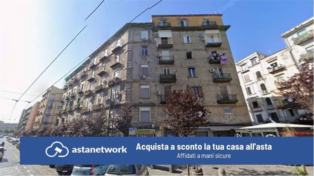 appartamento in vendita a Napoli in zona Pendino / San Giuseppe