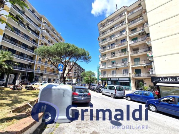 appartamento in vendita a Napoli in zona Capodimonte / Colli Aminei