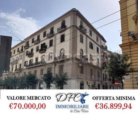 appartamento in vendita a Napoli in zona Pendino / San Giuseppe