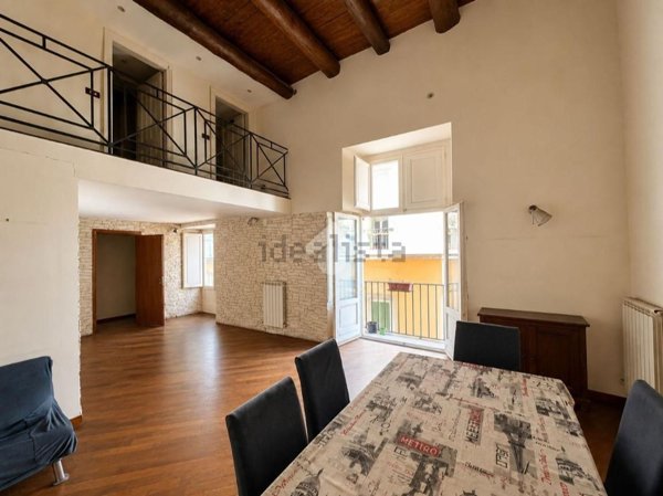 appartamento in vendita a Napoli in zona San Ferdinando