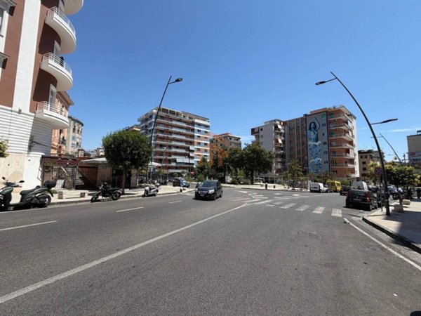 appartamento in vendita a Napoli in zona Arenella