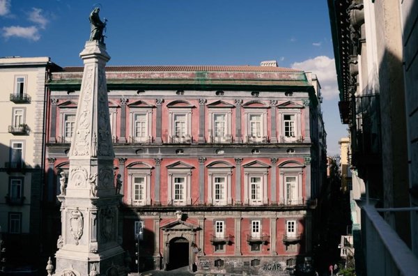 appartamento in vendita a Napoli in zona Stella