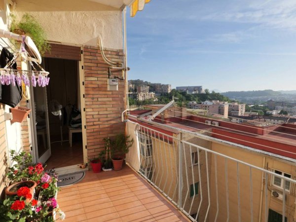 appartamento in vendita a Napoli in zona Soccavo