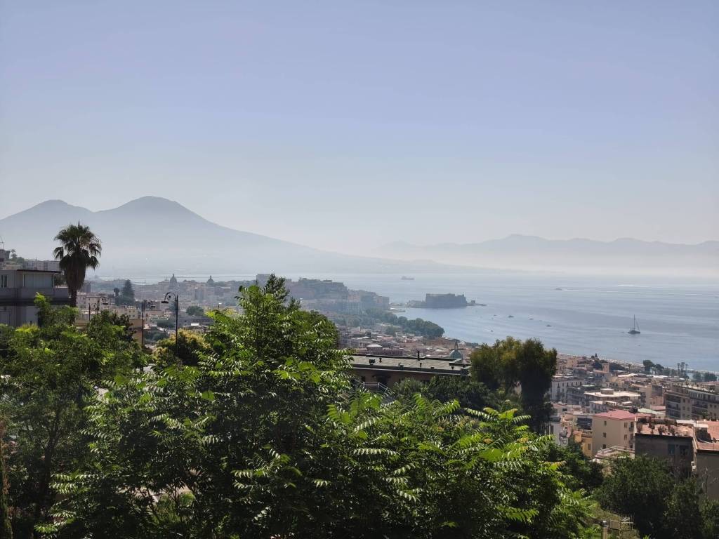 appartamento in vendita a Napoli in zona Vomero
