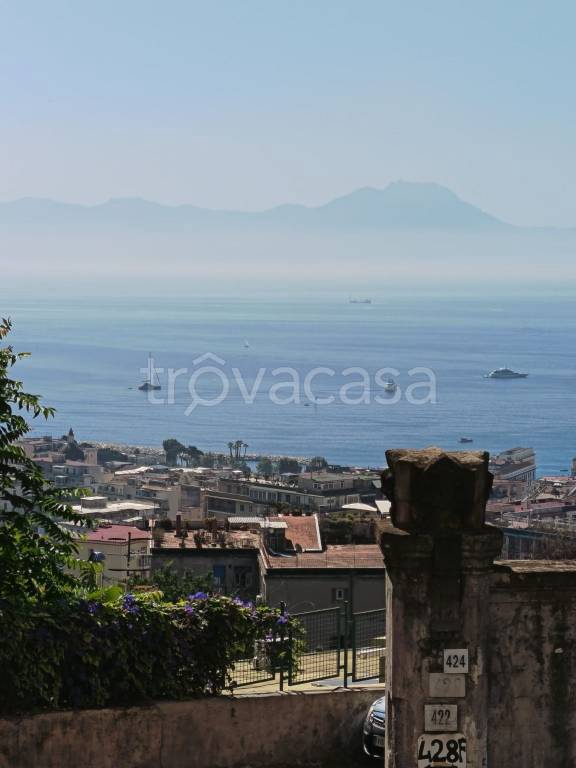 appartamento in vendita a Napoli in zona Vomero