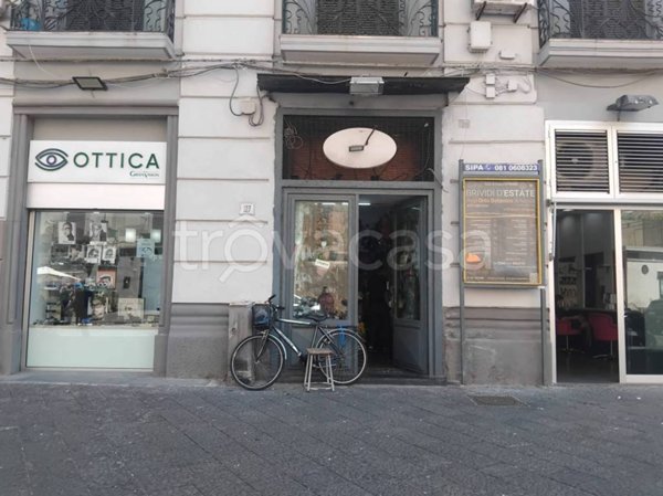 negozio in vendita a Napoli in zona San Ferdinando
