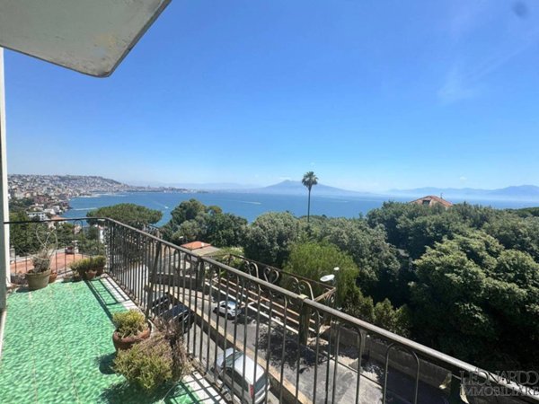 appartamento in vendita a Napoli in zona Posillipo