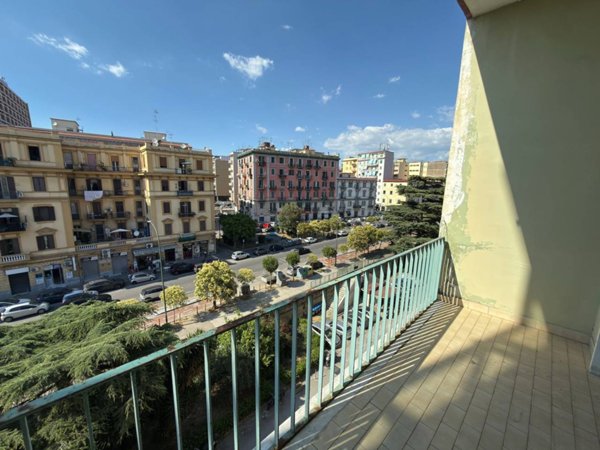 appartamento in vendita a Napoli in zona Fuorigrotta