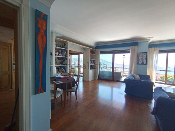 appartamento in vendita a Napoli in zona Posillipo