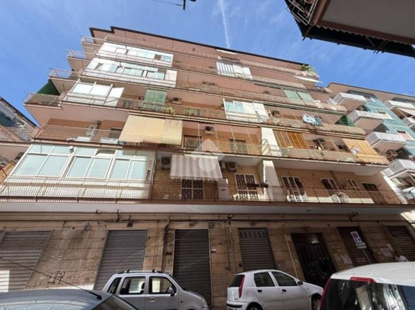 appartamento in vendita a Napoli in zona Secondigliano