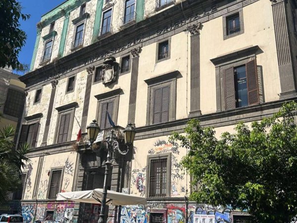 negozio in vendita a Napoli