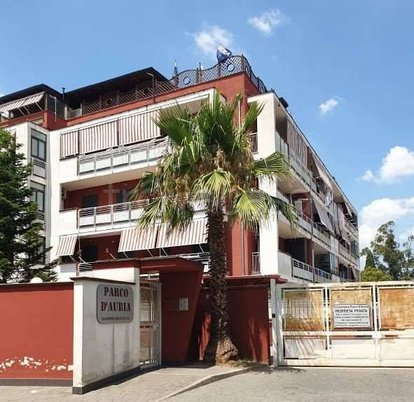 appartamento in vendita a Napoli in zona Capodichino