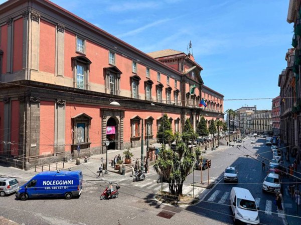 appartamento in vendita a Napoli in zona Avvocata