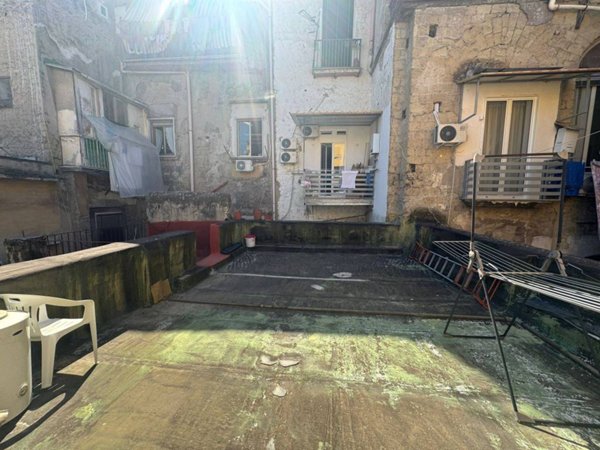 appartamento in vendita a Napoli in zona Montecalvario