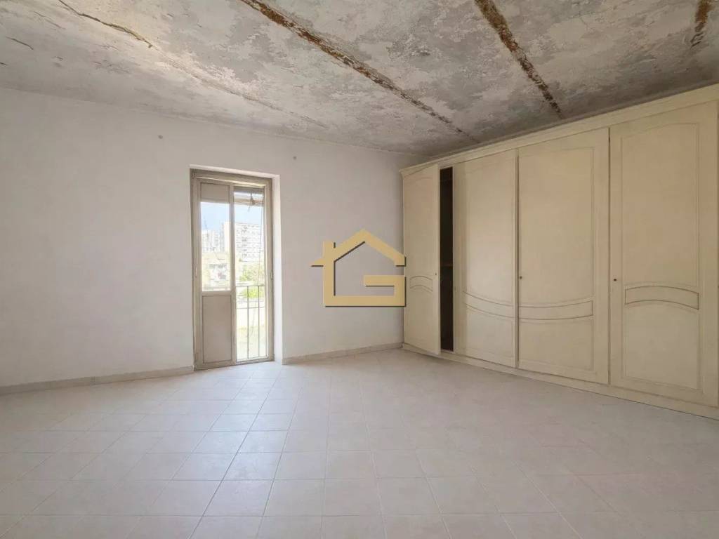 appartamento in vendita a Napoli in zona Miano