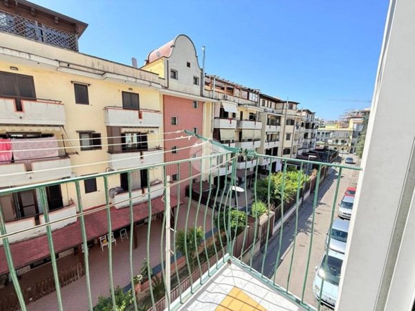 appartamento in vendita a Napoli in zona Poggioreale