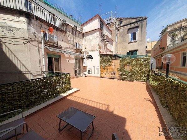 appartamento in vendita a Napoli in zona San Ferdinando