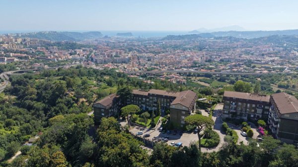 appartamento in vendita a Napoli in zona Camaldoli
