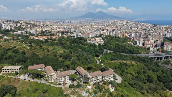 appartamento in vendita a Napoli in zona Vomero