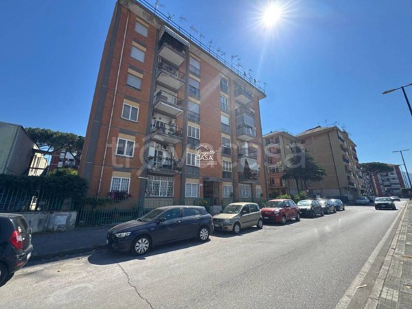 appartamento in vendita a Napoli in zona Ponticelli