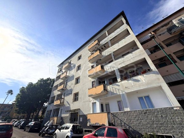 appartamento in vendita a Napoli in zona Bagnoli