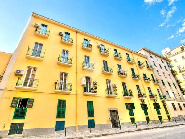 appartamento in vendita a Napoli in zona Vomero