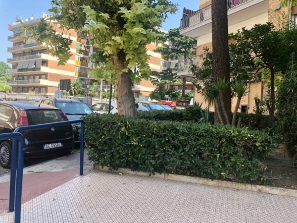 appartamento in vendita a Napoli in zona Fuorigrotta