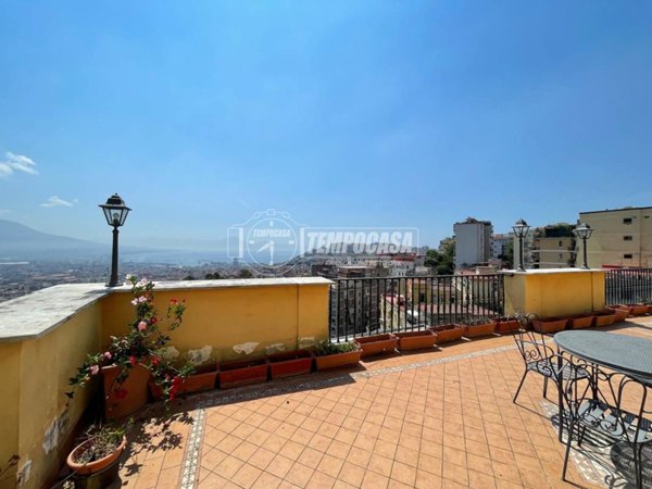 appartamento in vendita a Napoli in zona Arenella