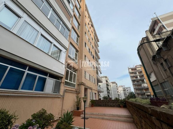 appartamento in vendita a Napoli in zona Fuorigrotta