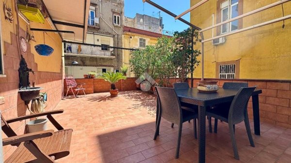 appartamento in vendita a Napoli