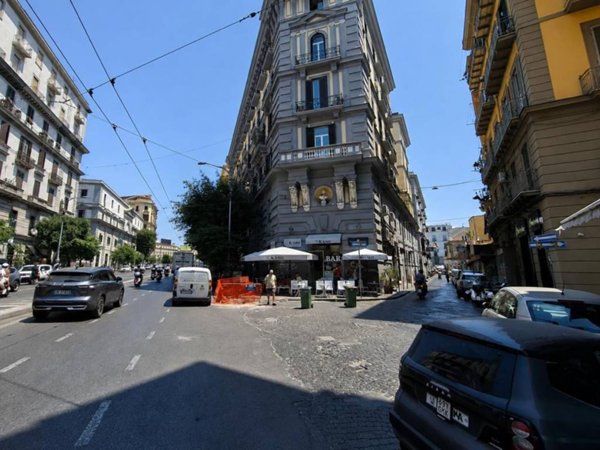 appartamento in vendita a Napoli in zona Pendino / San Giuseppe