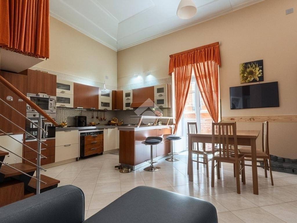 appartamento in vendita a Napoli
